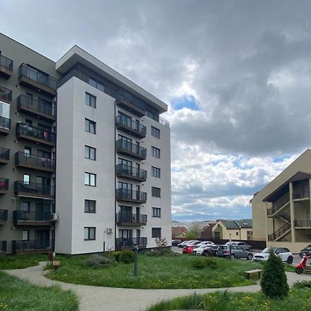 Апартаменти Apartament Gloriei 17 Тиргу-Муреш Екстер'єр фото
